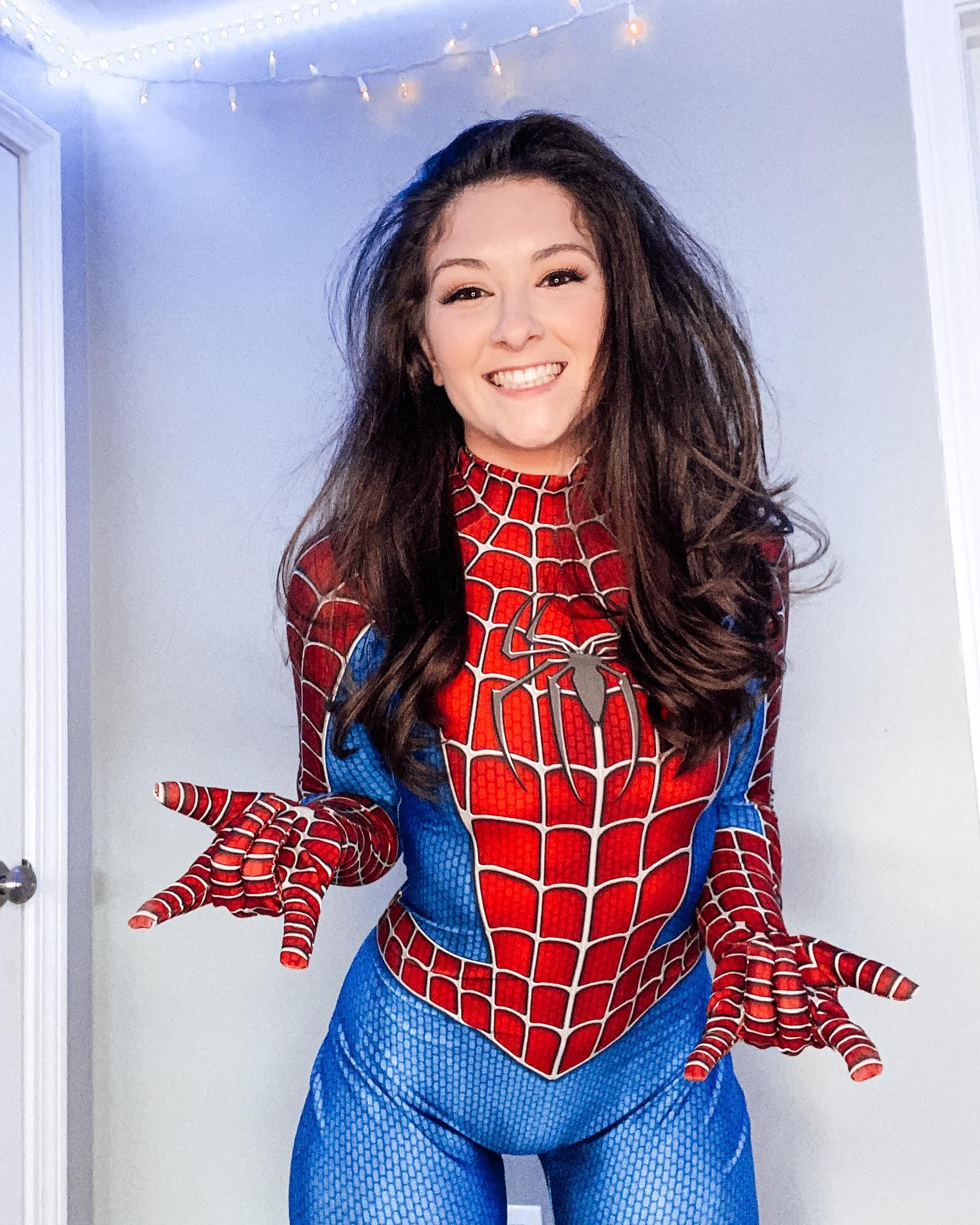 Spider-Man (Tobey Maguire) - Mary Jane Costume - Women's Cosplay Suit (Multiple Styles Available)