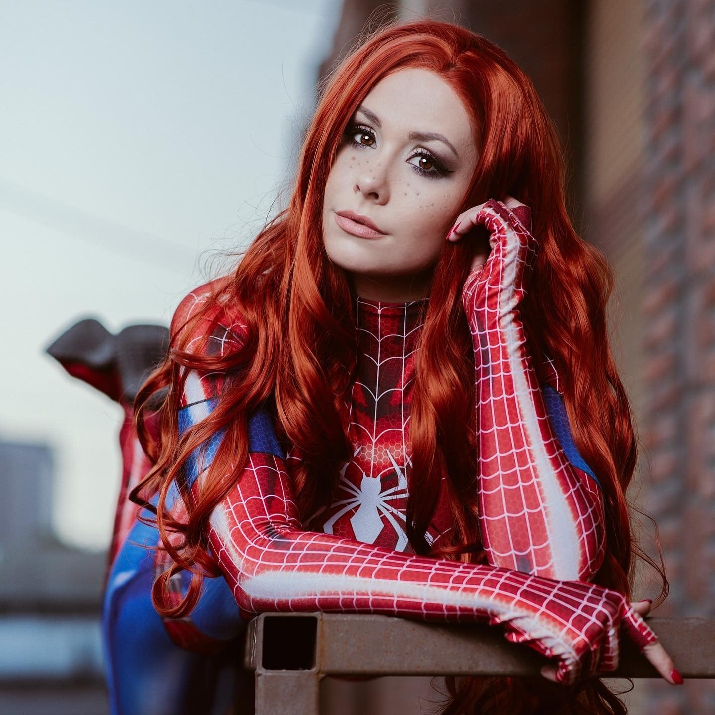 Mary Jane Spider-Woman Costume - Women's Cosplay Suit