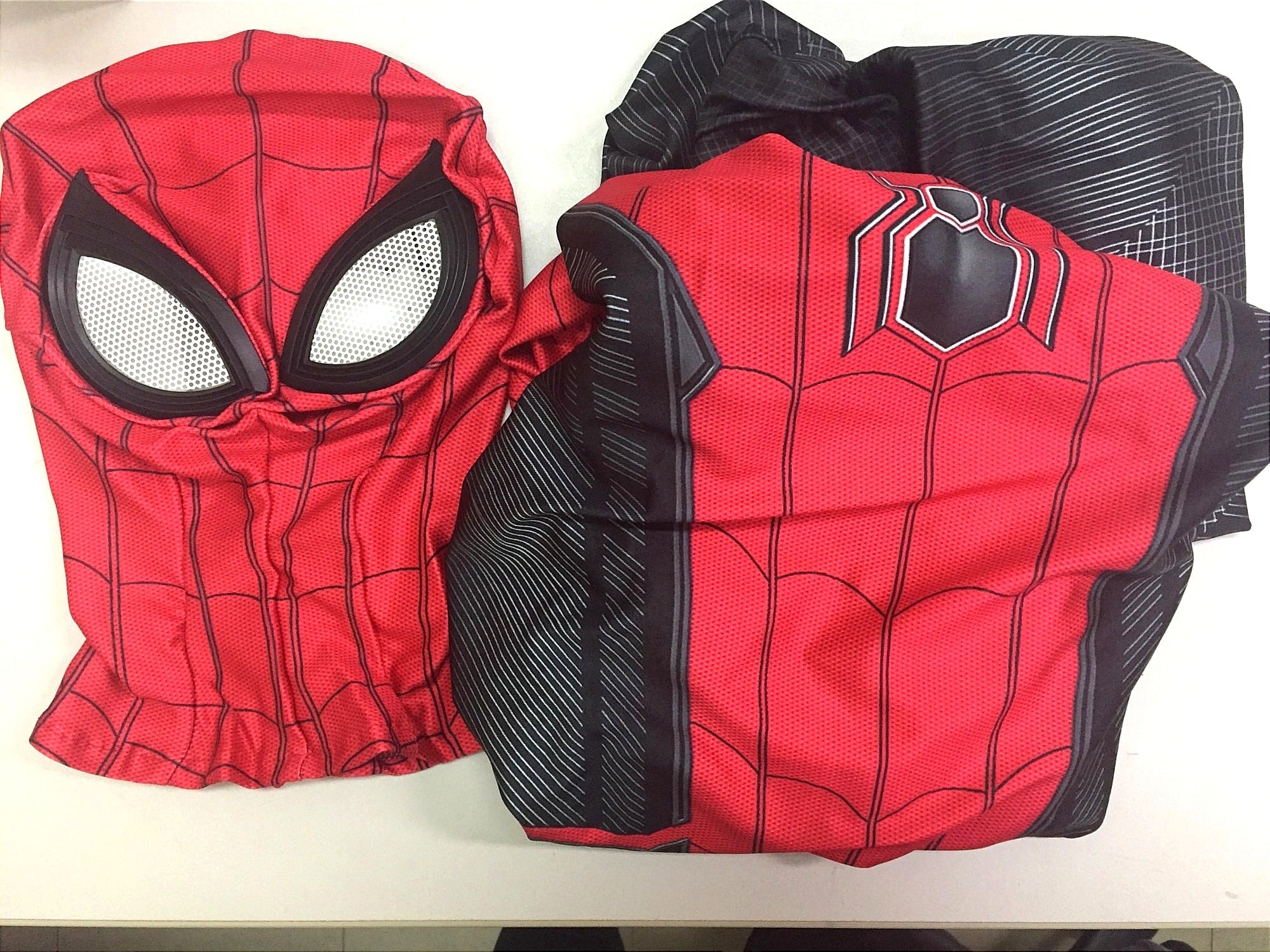 Spider-Man: Far From Home (Tom Holland) Costume - Adult Premium Cosplay