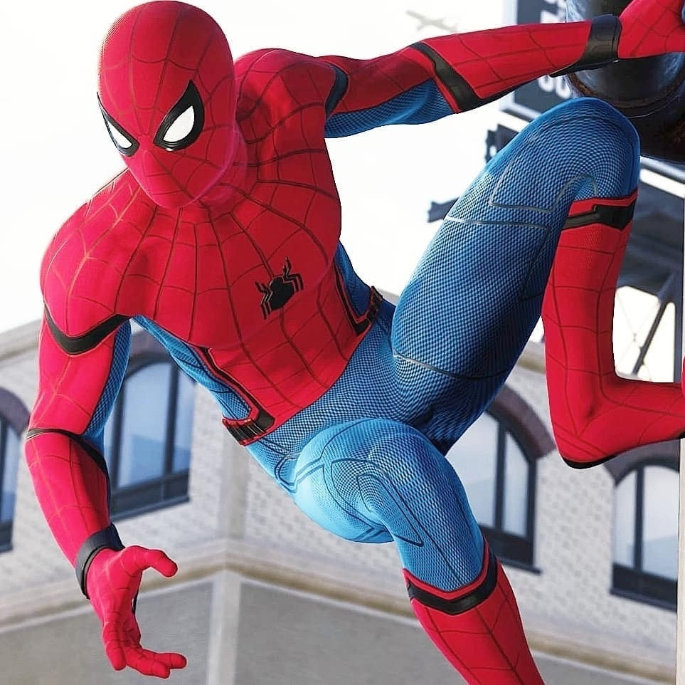 Spider-Man: Homecoming Costume (Tom Holland) - Adult Cosplay Suit