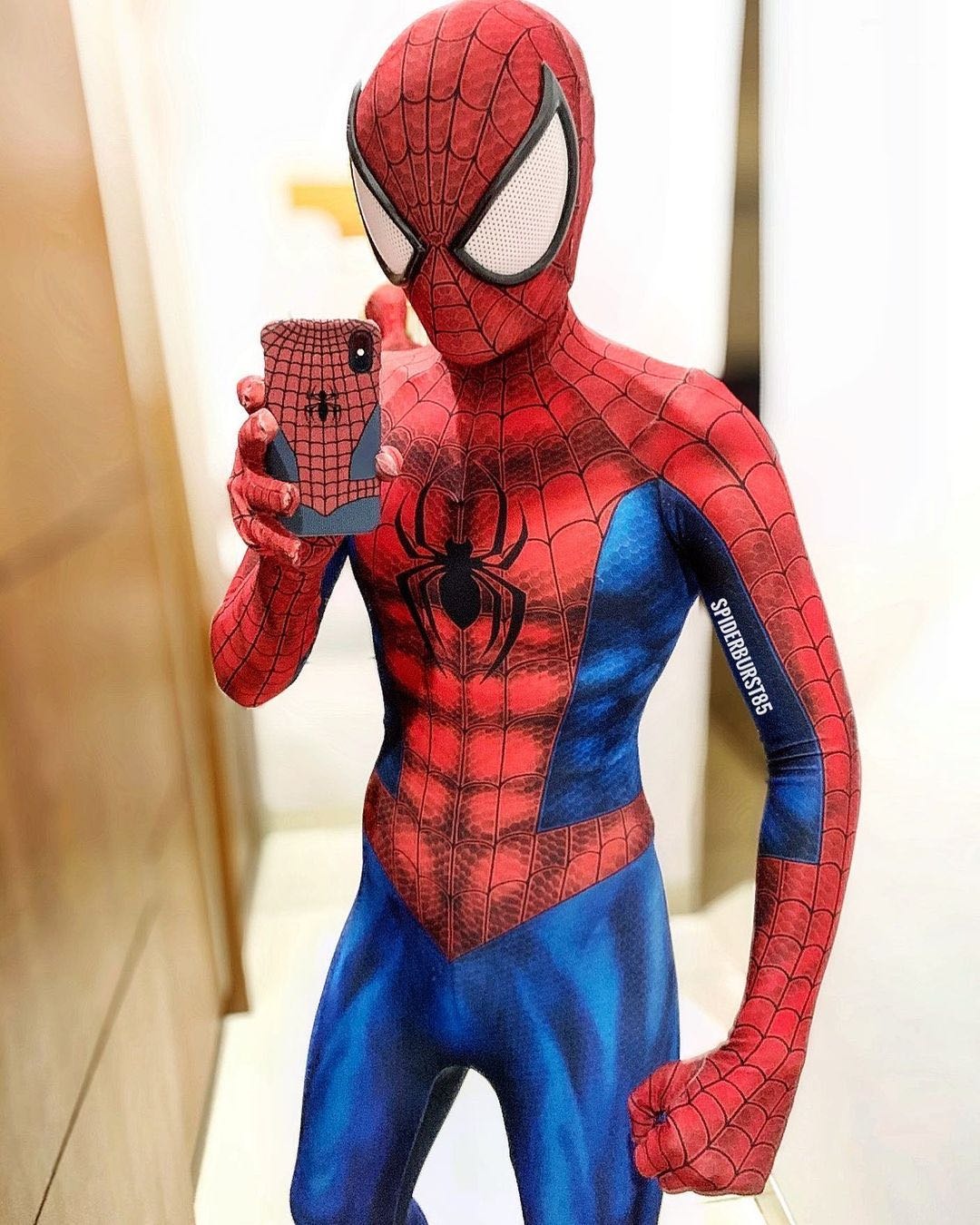 Spider-Man (Peter Parker Big Eyes Comic) Costume - Adult Premium Cosplay Suit