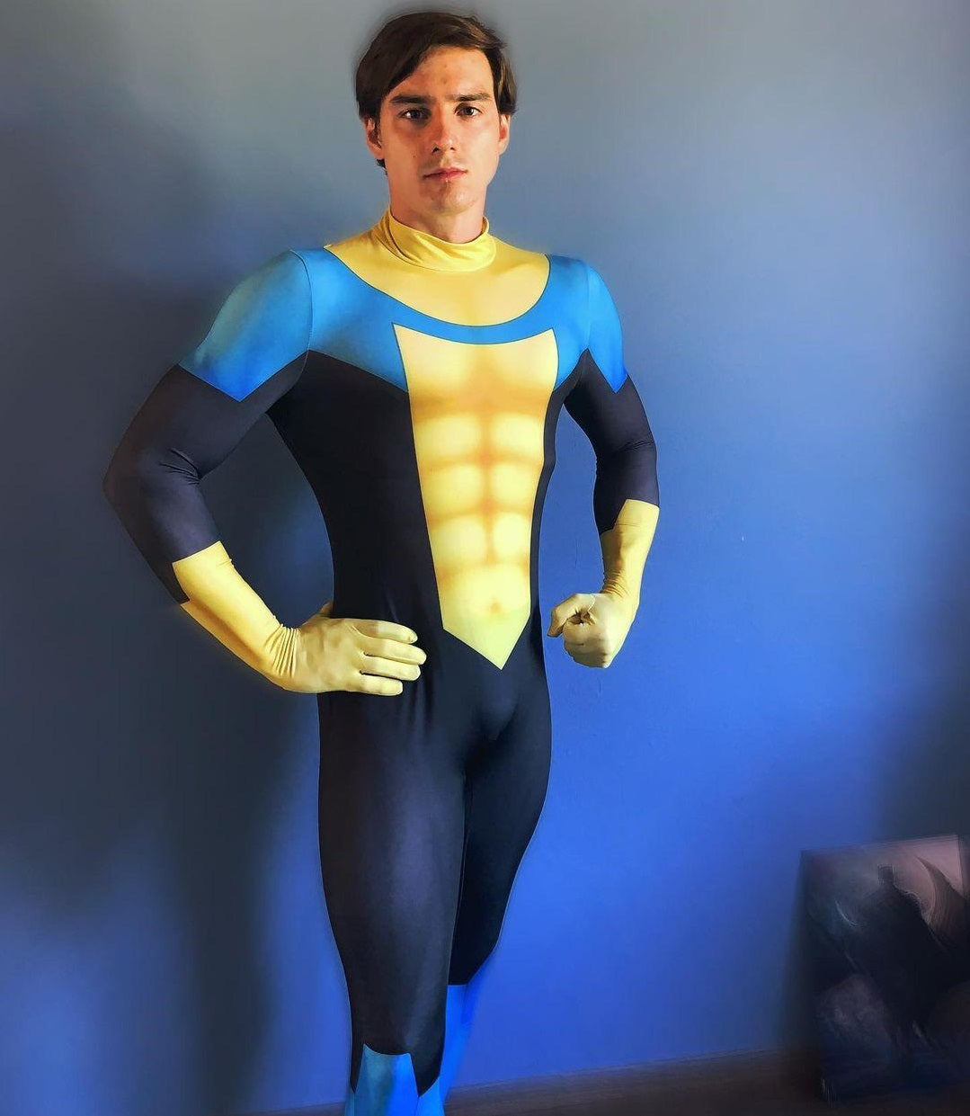 Invincible (Mark Grayson) Costume - Adult Premium Cosplay Suit