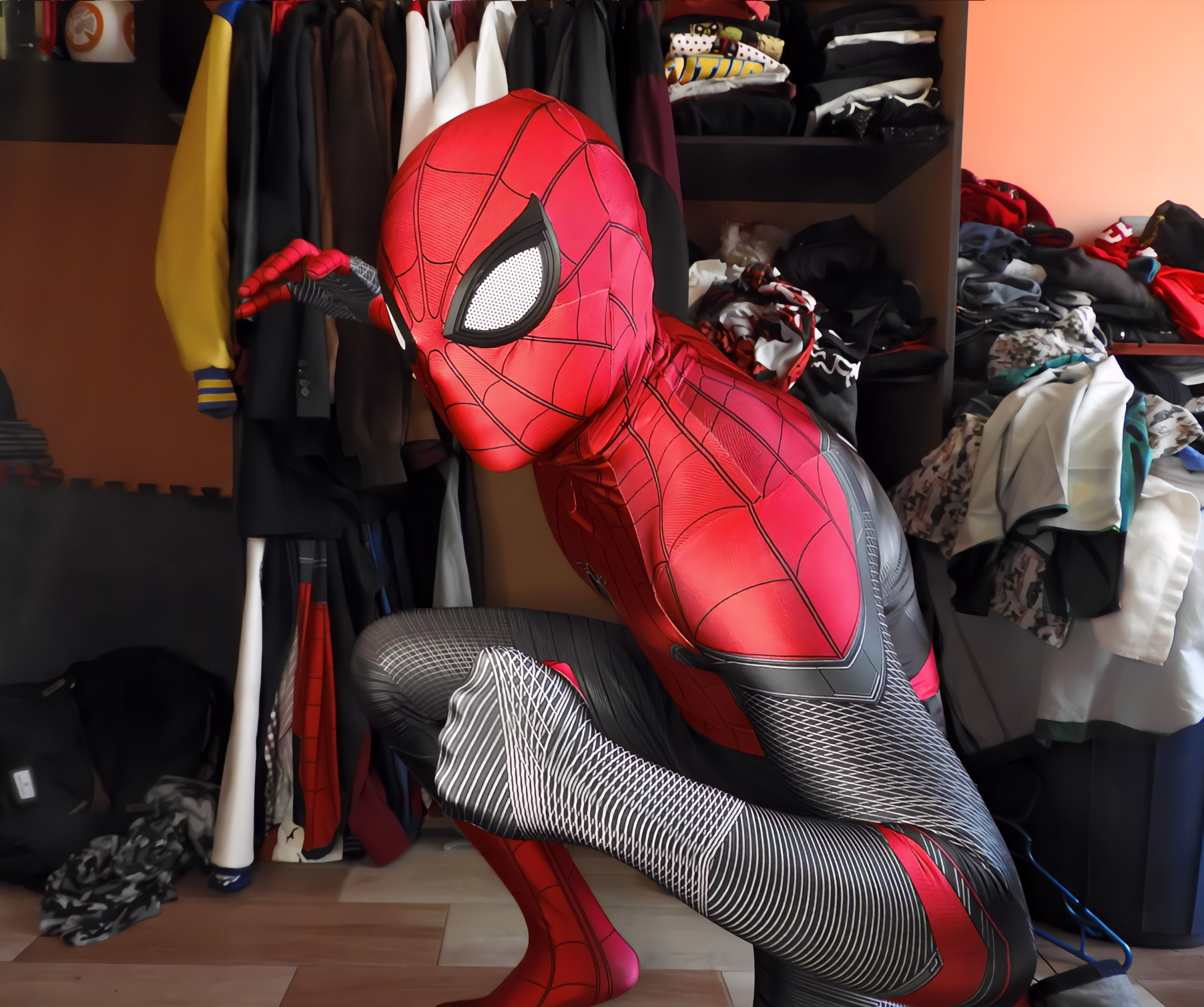 Spider-Man: Far From Home (Tom Holland) Costume - Adult Premium Cosplay
